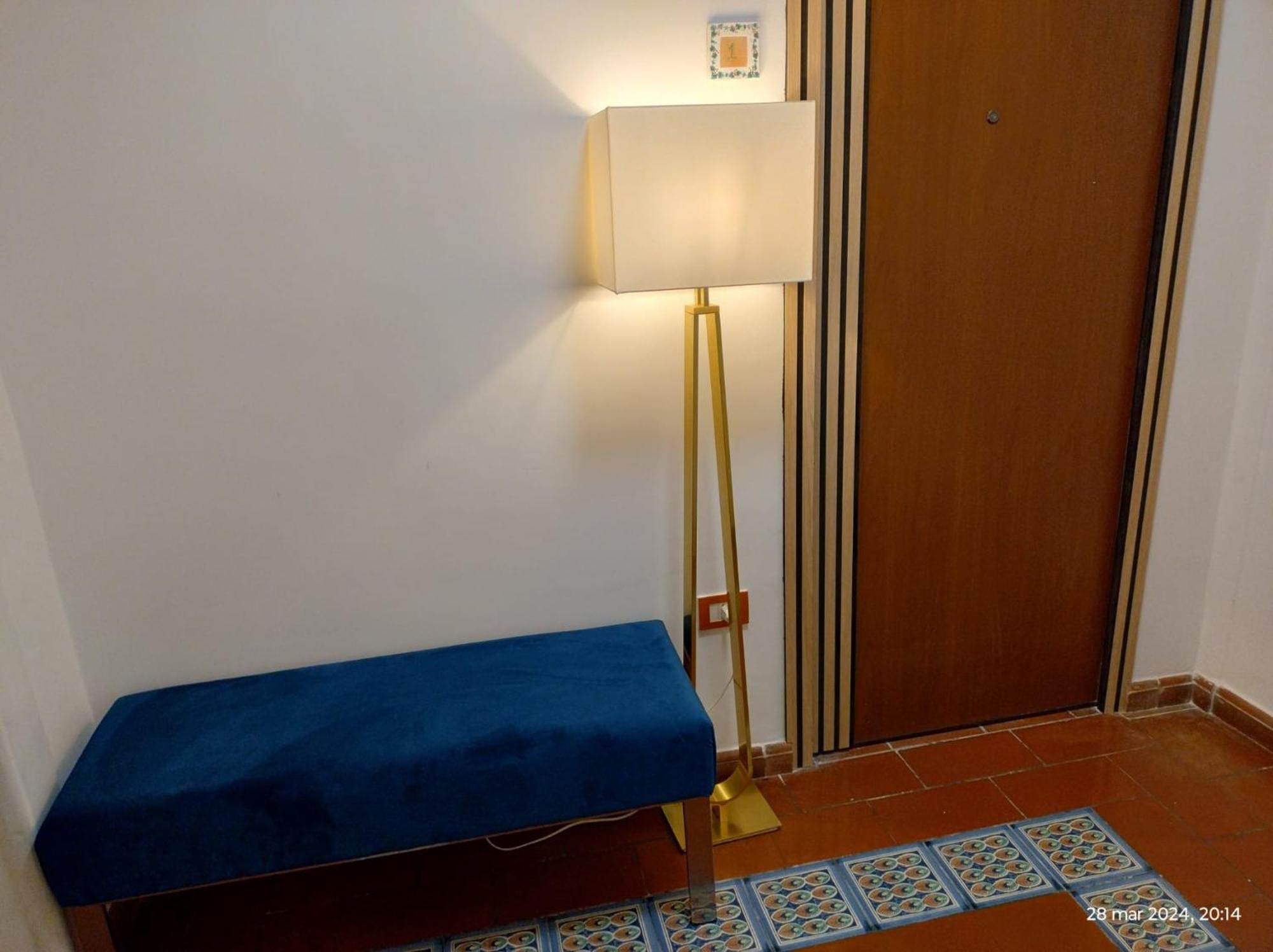 Holding House -close Train Station And Port * Salerno